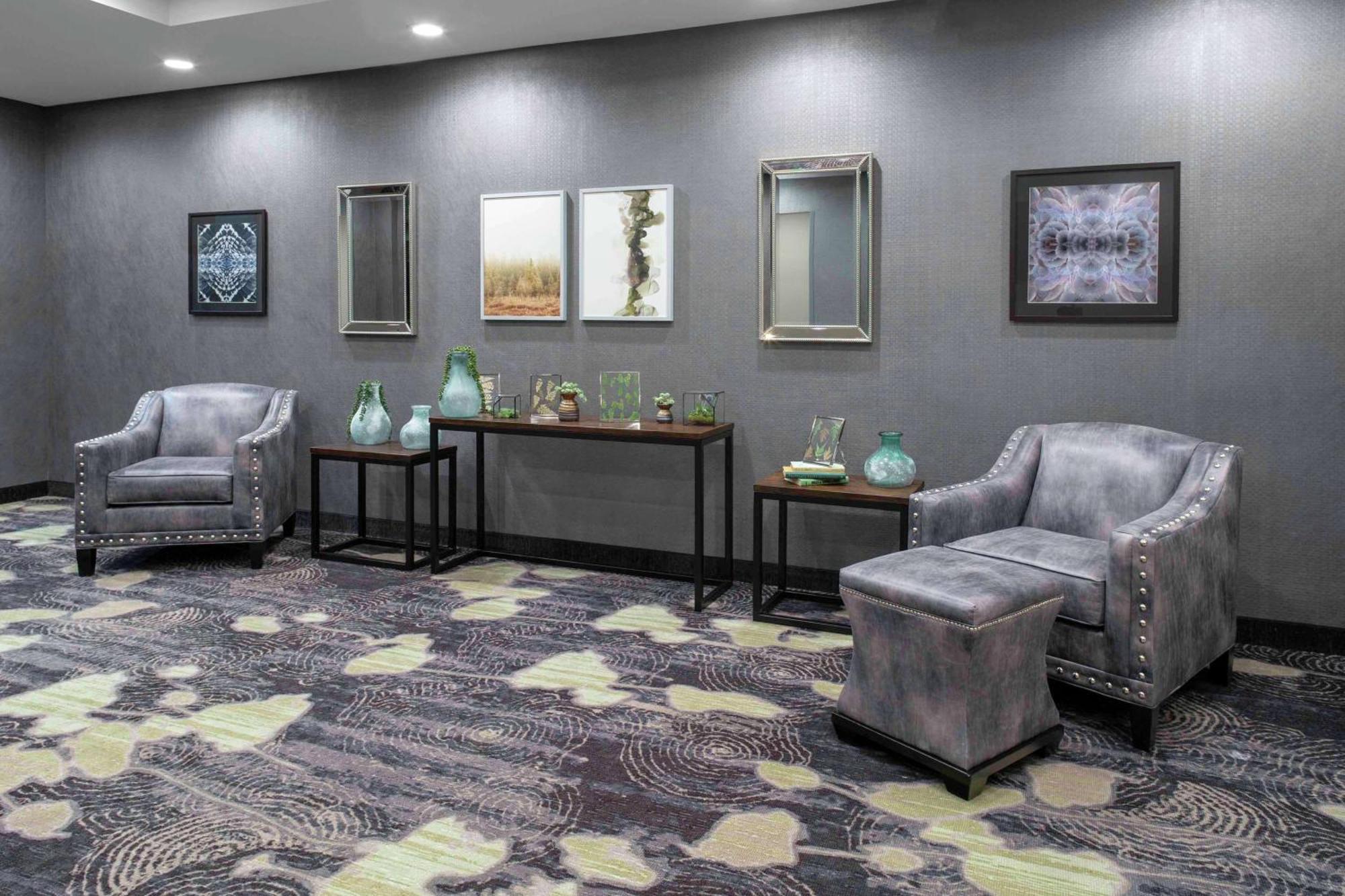 Homewood Suites By Hilton Lansing Eastwood Екстериор снимка