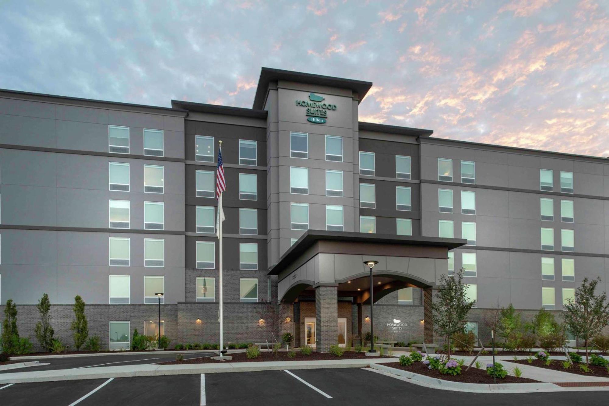 Homewood Suites By Hilton Lansing Eastwood Екстериор снимка